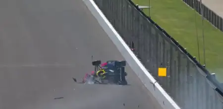 IndyCar: escalofriante accidente de Kyffin Simpson en Indianápolis