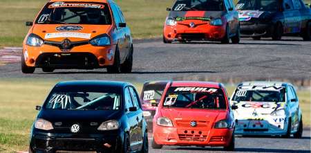 Carburando Zonal: El Turismo Zonal Pista dio espectáculo en La Plata