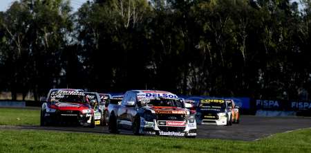 TC Pick Up: Juan Pablo Gianini contuvo con oficio a Palazzo y festejó en La Plata