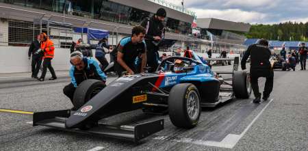 F4 CEZ: Gino Trappa logró un nuevo triunfo y se fue de Austria con la punta del campeonato