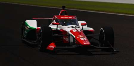 IndyCar: Robert Shwartzman se quedó con la pole position para las 500 Millas de Indianápolis
