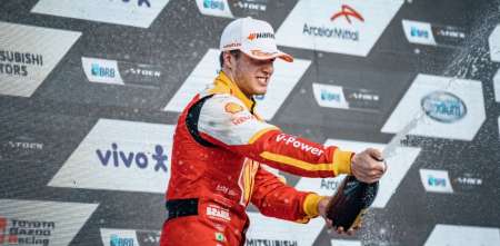 Stock Car: Gianluca Petecof ganó el sprint en Cascavel