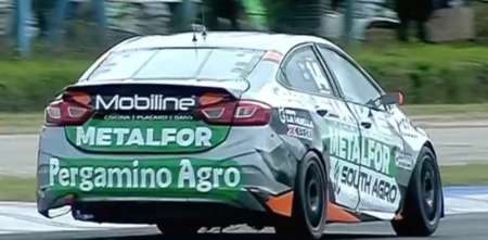 TN APAT: ¡A tres ruedas! Así quedó el auto de Castellano tras el accidente con Risatti en las Series de la Clase 3