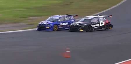 TC2000: el áspero duelo que tuvieron Franco Vivian y Matías Rossi en la lucha por el podio