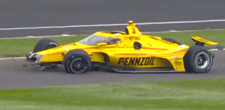 IndyCar: ¡Insólito! McLaughlin se pegó antes de largar las 500 Millas de Indianápolis