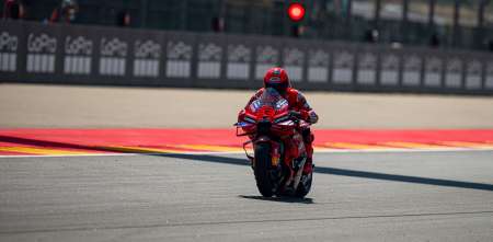 MotoGP: ¡Vuela! Marc Márquez marcó un nuevo récord en Motorland y se quedó con la pole