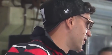 ¡Mira que te corro! El Dibu Martínez presente en el Mouras de La Plata