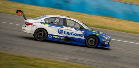 TC2000: Marcelo Ciarrocchi aguantó y se llevó la victoria en Rosario