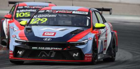 TCR World Tour: Girolami y Guerrieri en el Top 10 y abandono de Montenegro en la primera final en Valencia