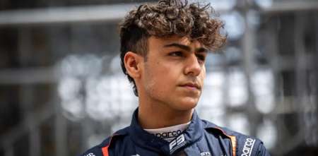 F1: Red Bull pone en pista a Lindblad y le suma presión a Tsunoda