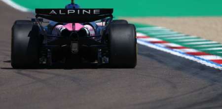 ¿Quién es el dueño de Alpine?