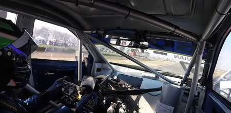 TC2000: así fue el duelo Vivian-Rossi en 9 de Julio desde adentro