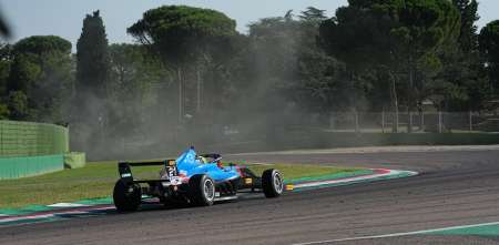 F4 Italiana: Teo Schropp dejo atrás el viernes en Imola