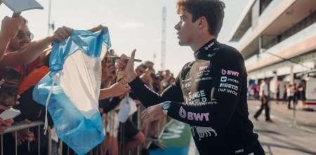 F1: ¡Un muñeco con la cara de Colapinto y la camiseta de Maradona! El color de los hinchas argentinos en Hungría