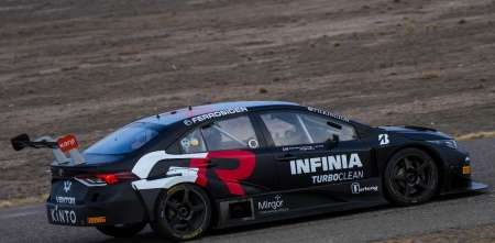 TC2000: Ciarrocchi probó por primera vez el Corolla del Toyota Gazoo Racing