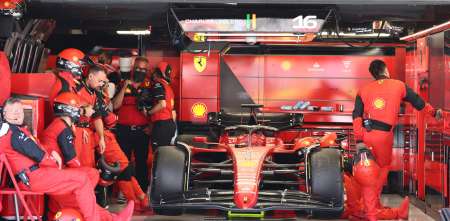 F1: Ferrari sufre dos bajas importantes que complican su proyecto 2026