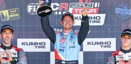 TCR World Tour: ¡Histórico! Girolami, Guerrieri y Montenegro subieron al podio en la Carrera 2 de Australia