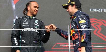 F1: Hamilton apoya la vuelta de “Checo” Pérez con Cadillac: “Un equipo nuevo necesita pilotos con experiencia”