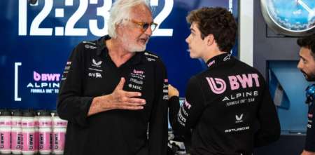 F1: Briatore terminó con el misterio del segundo piloto de Alpine 2026: "Es entre Colapinto y Aron"
