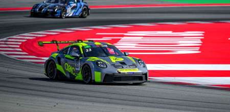 GT Cup Europe: Viel Bugliotti fue de menor a mayor y cerró un sólido viernes en Barcelona