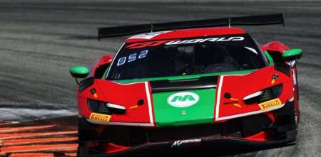 GT World Challenge Europe: Siebert tuvo un buen desempeño y avanzó posiciones en la carrera 1 en Valencia