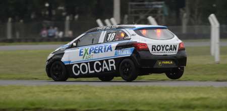 Turismo Pista: Matías Canapino y una remontada que lo deja con vida en el campeonato de la Clase 3