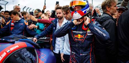 Verstappen correrá en Nurburgring con una Ferrari GT3