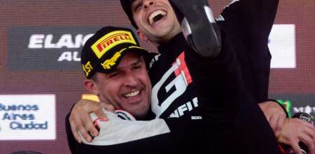 TC2000: de pedirle una foto a ganar los 200Km con su referente, la inédita anécdota de Urrutia con Rossi