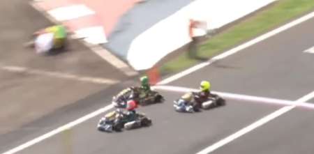 ¡CINE! Infartante definición entre los hermanos Morgenstern en una carrera de karting