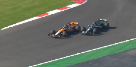 F1: Piastri remontó y ejecutó una ajustada maniobra con Russell para seguir con vida en el campeonato