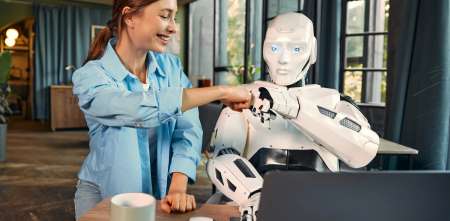 El auge de las “tech-human jobs”: las nuevas profesiones que mezclan tecnología y creatividad