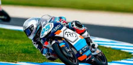 Moto3: Perrone se complicó en el inicio y Morelli finalizó 11° en Portimao