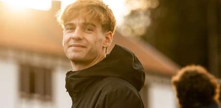 F2: Nicolás Varrone visitó la sede del Van Amersfoort Racing y ultima los detalles para los tests en Abu Dhabi