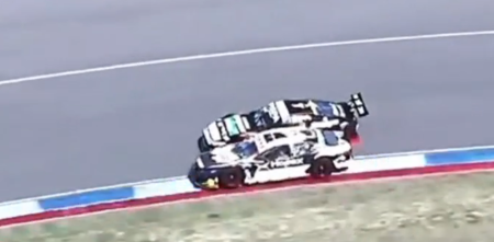 TC: la espectacular defensa de Agrelo sobre Santero para quedar adelante en la segunda serie