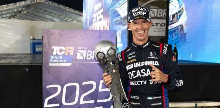Tras el título en el TCR South America, ¿Leonel Pernía correrá en el Stock Car en 2026?