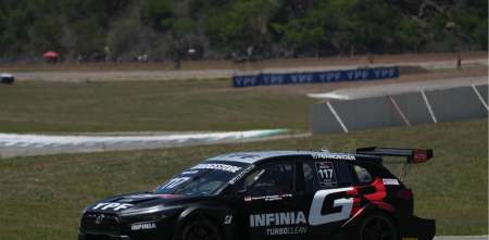 El piloto de TC2000 que homenajea a Matías Rossi: “Uso el 317 por el”