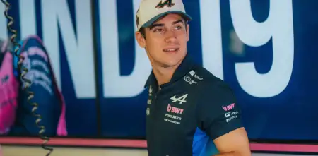 F1: Colapinto aterrizó en Argentina y participó en un evento de Renault