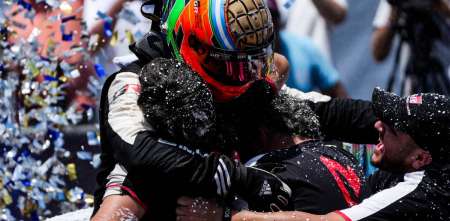 El divertido desafío entre Rossi y sus mecánicos en la definición del TC2000 en Junín