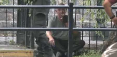 Un taxista borracho chocó contra un poste de luz en el barrio porteño de San Telmo