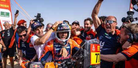 Luciano Benavides campeón en Motos y otros 11 argentinos completaron el Dakar 2026