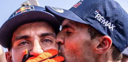Dakar 2026: el gesto que tuvo Kevin Benavides con su hermano Luciano antes de la ajustada definición