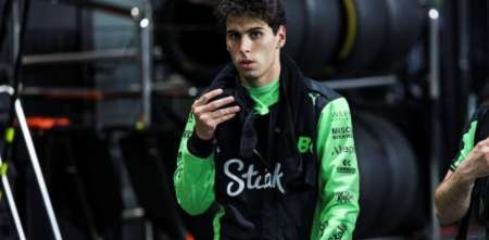 F1: ¡Todo listo! Bortoleto develo el casco que usará en la temporada 2026