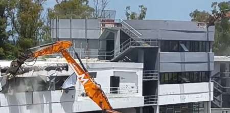 Comenzaron las obras en el Gálvez: así inició la demolición del sector de boxes