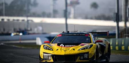 24 Horas de Daytona: aunque un toque lo sacó de la pelea, el Corvette de Nico Varrone finalizó 4° en la GTD Pro