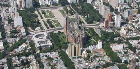 ¿Cómo es la propuesta del Subte en La Plata que promete revolucionar la ciudad?
