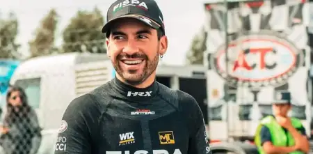 TC: "Esto es un gran honor para mí", la emoción de Santero en la presentación del BMW