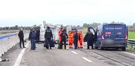 Video: violento asalto a un camión blindado en plena ruta