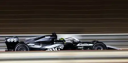 F1: Cadillac confirmó que usó neumáticos “falsos” en el desarrollo de su auto para 2026