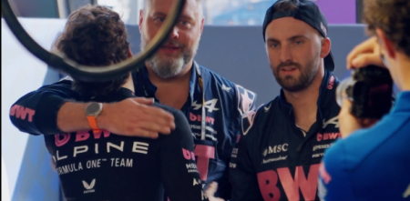 F1: el pedido de disculpas del mecánico de Alpine a Colapinto por tocar el auto en la grilla