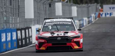 TC2000: Matías Rossi se quedó con la pole position en el Callejero de Buenos Aires